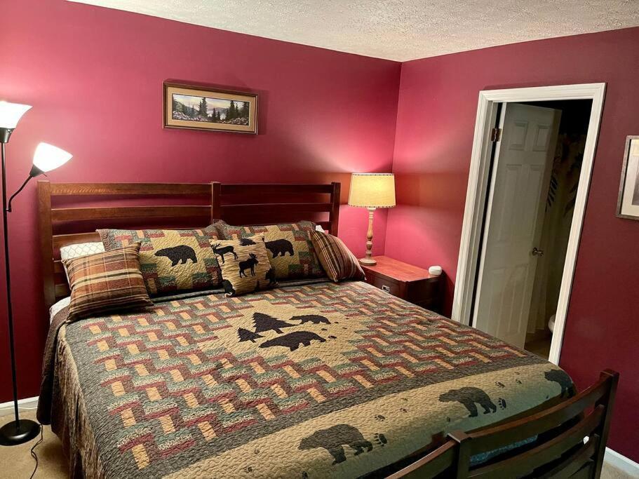 Relaxing Mountain Condo In Gatlinburg With City View ! Kültér fotó